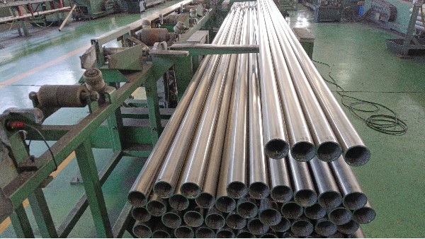 為什么在不銹鋼管焊接的時候需要加氮氣呢？